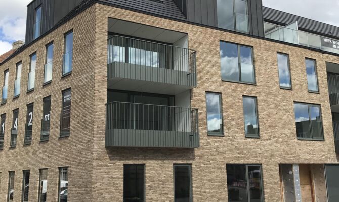 SMART FRONT MET BARDAGEPLAAT SMART FRONT MET BARDAGEPLAAT