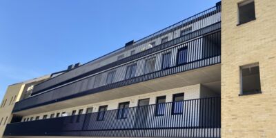SMART FRONT TUSSEN MUREN VOORAANZICHT GEBOUW SMART FRONT TUSSEN MUREN VOORAANZICHT GEBOUW