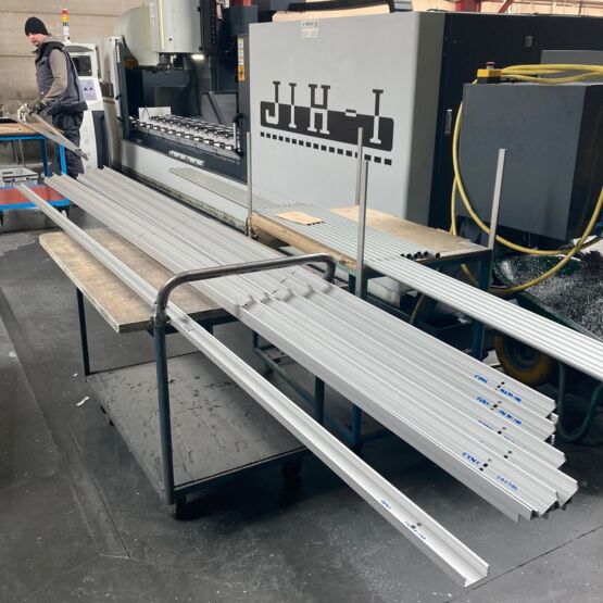 Aluminium profielbewerking Aluminium profielbewerking